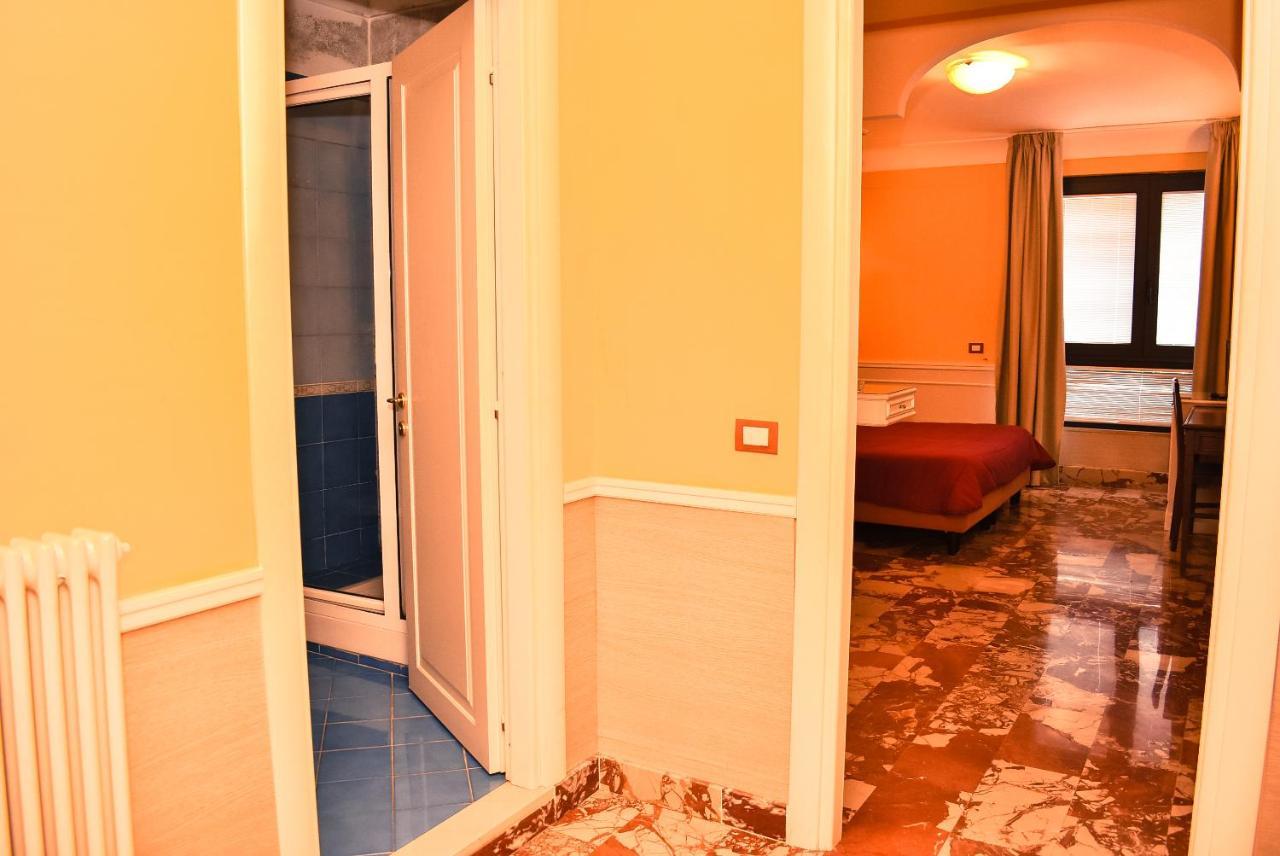 Hotel Miravalle Napoli Esterno foto