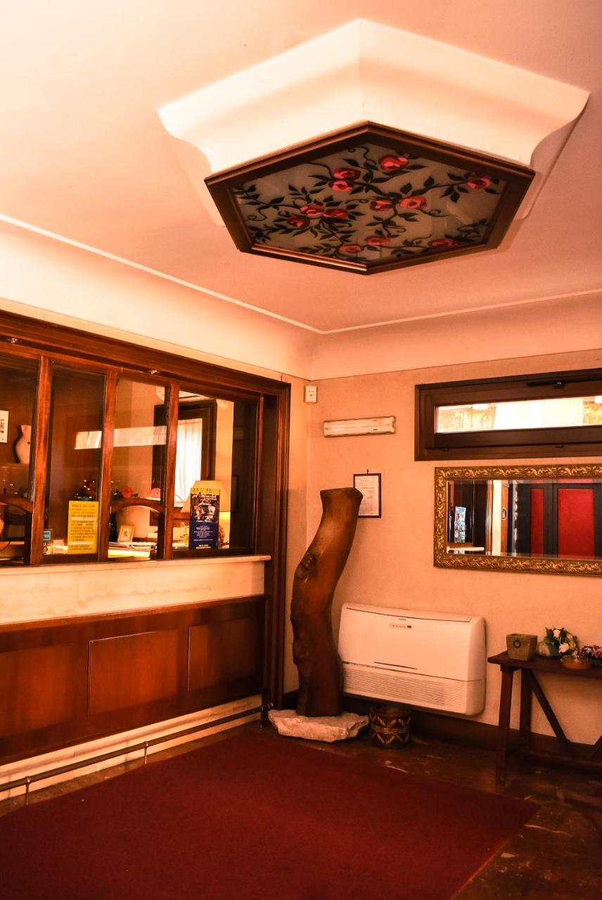 Hotel Miravalle Napoli Esterno foto