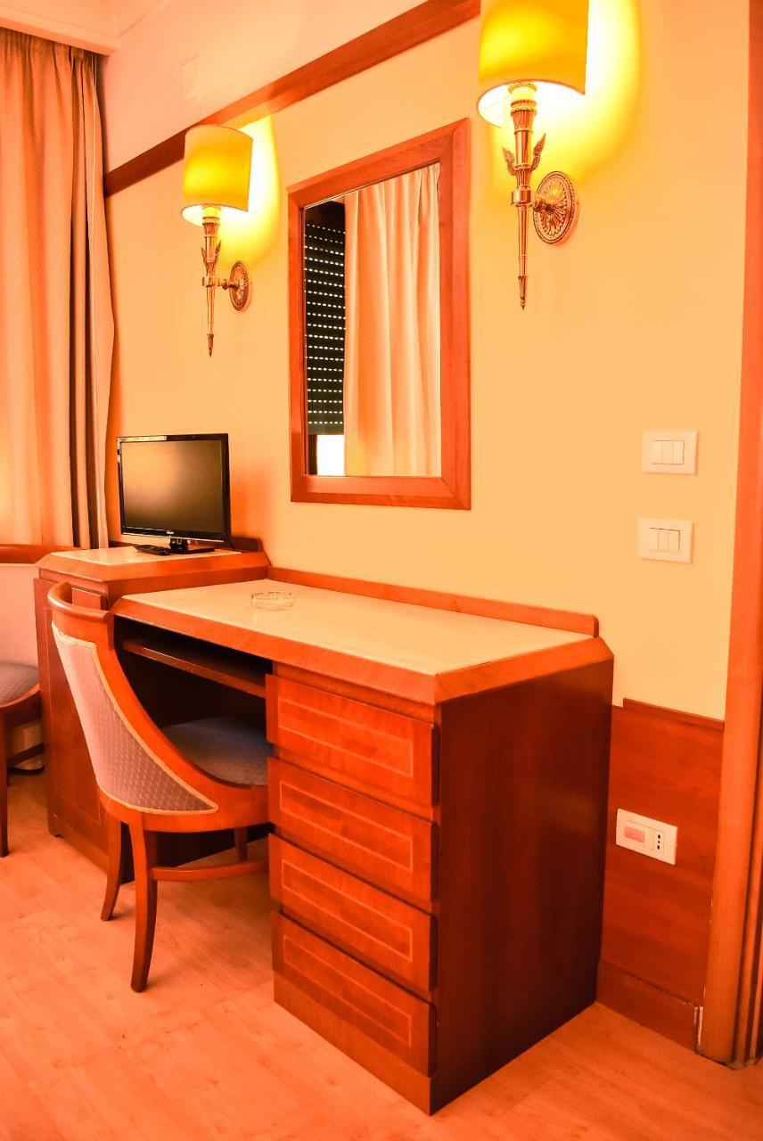 Hotel Miravalle Napoli Esterno foto
